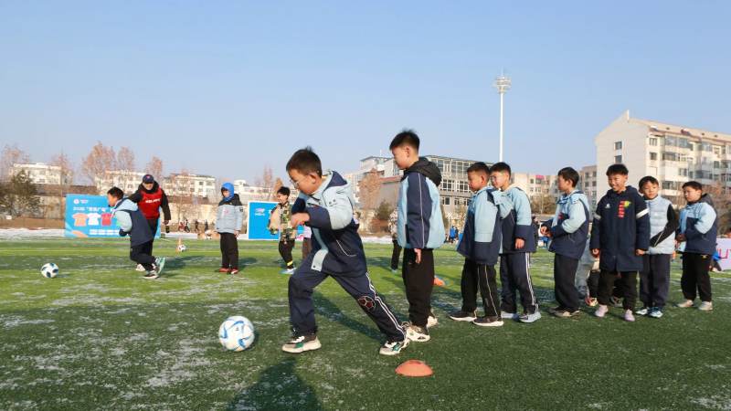 足彩比分直播 · 新浪爰彩天天盈球 利物浦:城市与主场氛围